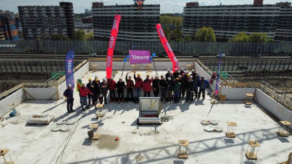 Viering hoogste punt Elzenhagen